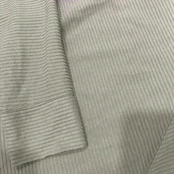 Freely Crewneck Ribbed Pullover Size Large - Picture 2 of 3